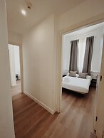 Apartamentos Express by gaiarooms