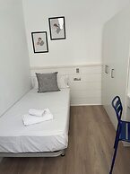 Apartamentos Express by gaiarooms