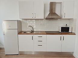 Apartamentos Express by gaiarooms