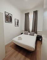 Apartamentos Express by gaiarooms