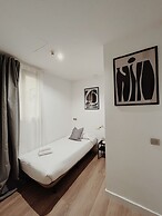 Apartamentos Express by gaiarooms