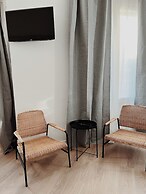 Apartamentos Express by gaiarooms