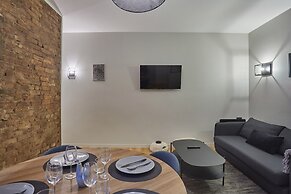 Apartment Located in the Center of Paris