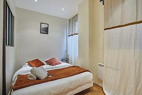 Superb Atypical Apartment Paris Center Le Marais