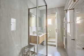 Amazing and new Apartment Center of Paris