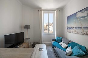 Beautiful Renovated Apartment - Carre D'or - 1br/2p