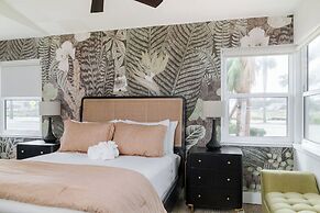 Haleys Court Boutique Motel
