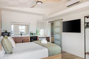 Haleys Court Boutique Motel