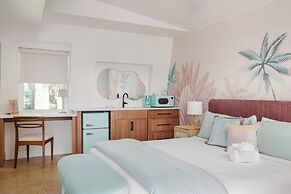 Haleys Court Boutique Motel