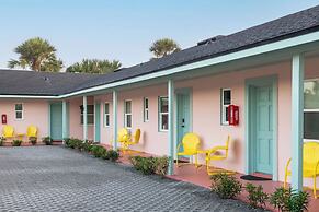Haleys Court Boutique Motel