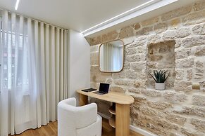 Superb New Apartement Le Marais Place des Vosges