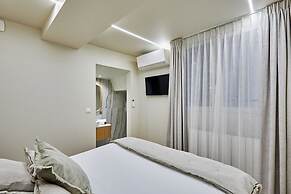 Superb New Apartement Le Marais Place des Vosges