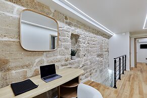 Superb New Apartement Le Marais Place des Vosges