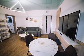 Signature Promenada Hotel-Apartments 2