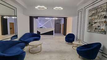 Signature Promenada Hotel-Apartments 2