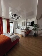 Signature Promenada Hotel-Apartments 2