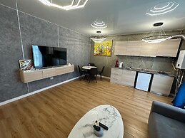 Signature Promenada Hotel-Apartments 2