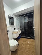 Signature Promenada Hotel-Apartments 2