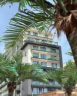Signature Promenada Hotel-Apartments 2