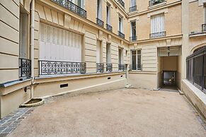 Studio Eiffel Tower/trocadero