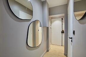 Superb & New Studio Eiffel Tower