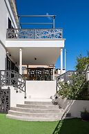 Stunning Villa Scorpaena w swimming pool