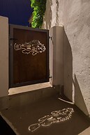 Stunning Villa Scorpaena w swimming pool