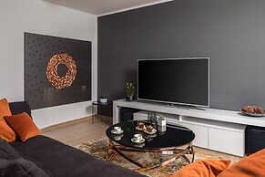 Stunning Villa Scorpaena w swimming pool