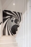 Stunning Villa Scorpaena w swimming pool