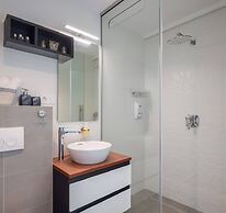 Stunning Villa Scorpaena w swimming pool