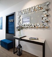 Stunning Villa Scorpaena w swimming pool