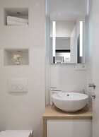 Stunning Villa Scorpaena w swimming pool