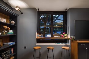 Stunning Villa Scorpaena w swimming pool