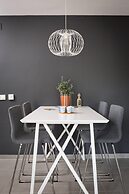 Stunning Villa Scorpaena w swimming pool