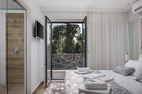 Stunning Villa Scorpaena w swimming pool