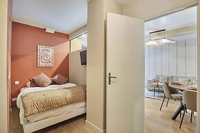 Apartment in the Center of Paris/montmartre