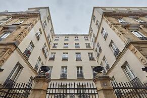 Apartment in the Center of Paris/montmartre