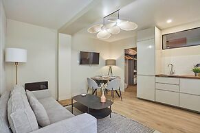 Apartment in the Center of Paris/montmartre