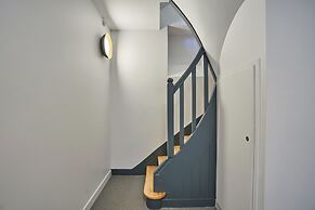 Grand Studio Porte Maillot/arc de Triomphe