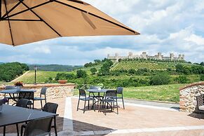 Tramonto Apartment Shared Pool