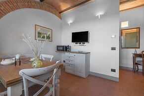Tramonto Apartment Shared Pool