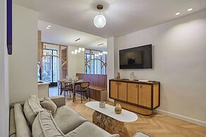 Sublime Air-conditioned Apartment Center of Paris