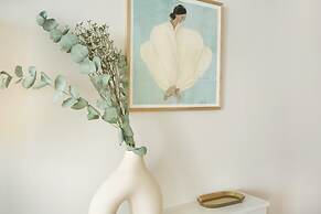 Luxurious and new Apartment in the Center of Paris