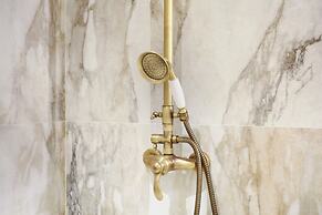 Luxurious and new Apartment in the Center of Paris