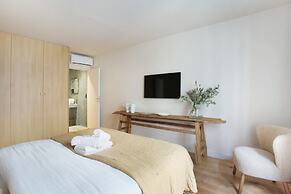 Luxurious and new Apartment in the Center of Paris