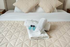 Luxurious and new Apartment in the Center of Paris