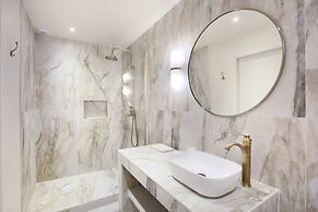 Luxurious and new Apartment in the Center of Paris