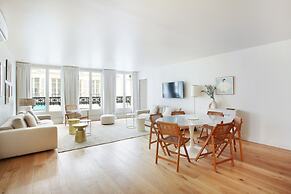 Luxurious and new Apartment in the Center of Paris