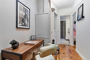 Charming 1 Bedroom Apartment Eiffel Tower