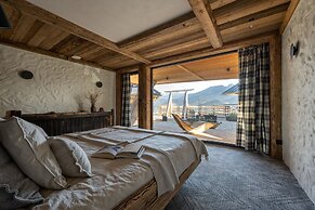 Mountain Shelter Salamandra